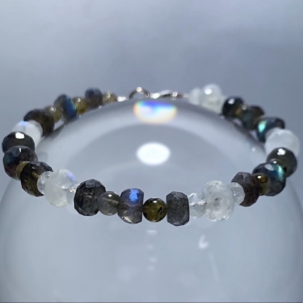 Genuine Moonstone & Labradorite Bracelet!